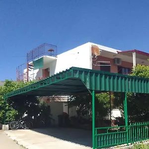 foglaljon itt
